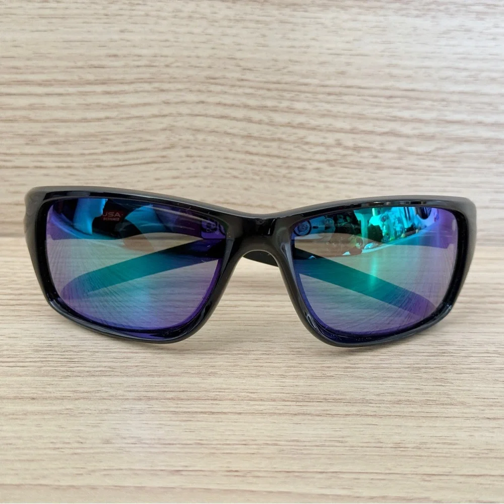 Oakley Canteen polarized sunglasses